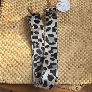 NWT Adjustable Leopard Print Guitar Strap